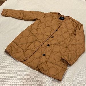 Everlane quilted jacket XS
